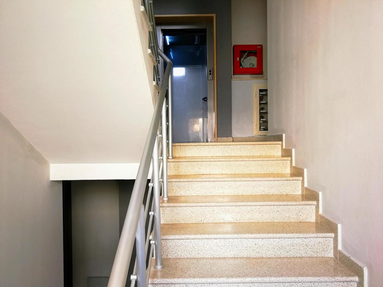 Turtle Apartment Durrës Esterno foto