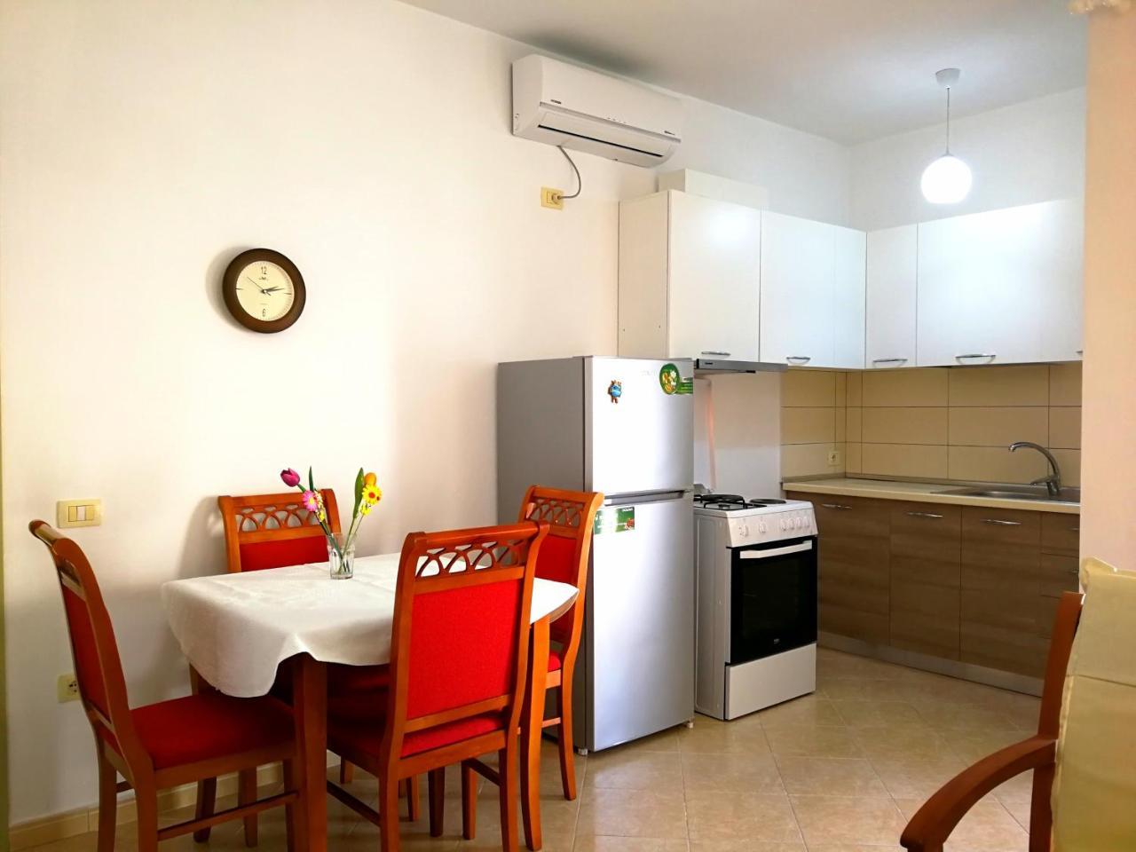 Turtle Apartment Durrës Esterno foto